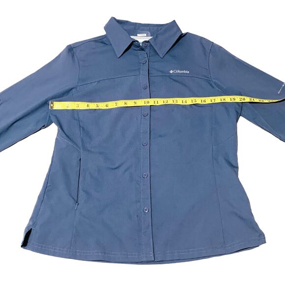 COLUMBIA Omni Shade Shirt M Women's Blue Mesh Lined Back Sun Protection Roll Tab - Picture 5 of 7